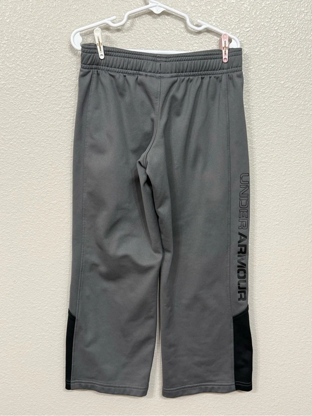 Under Armour Boys Brawler 2.0 Gray Athletic Track Pants Size YXS